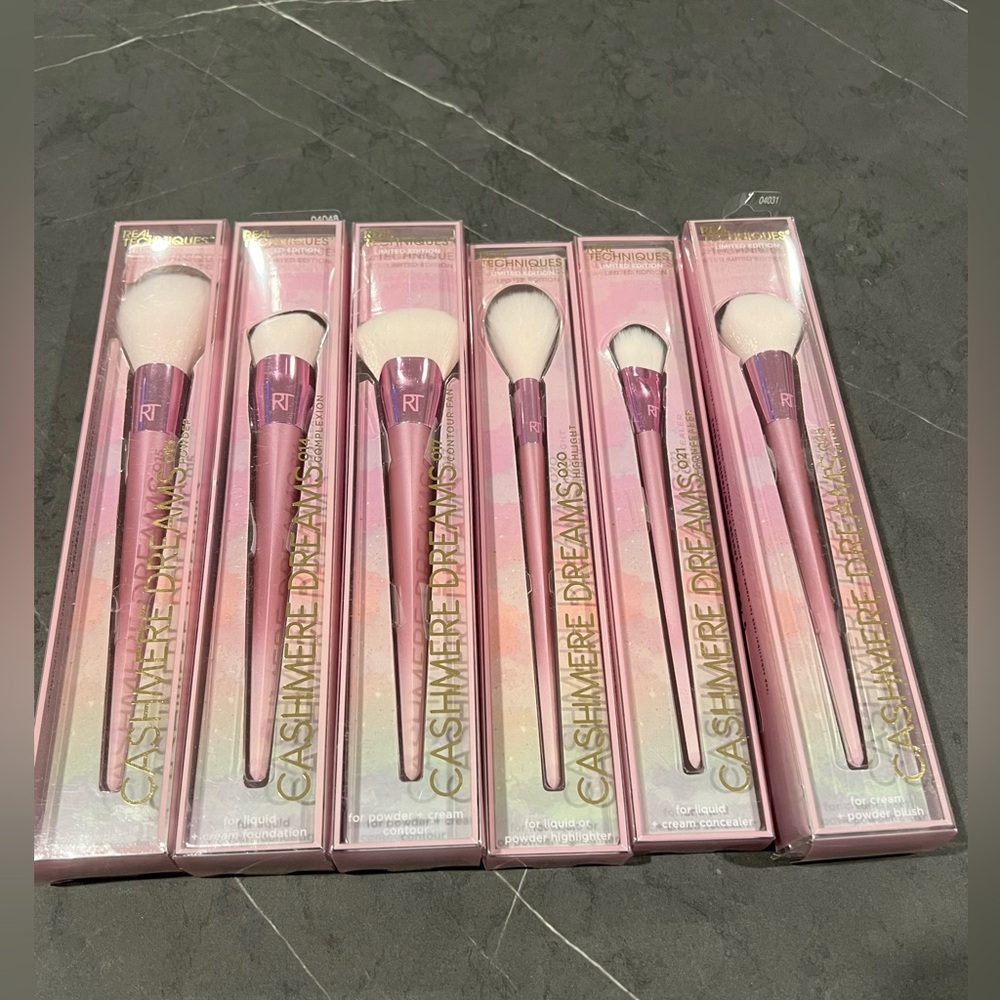 Real Techniques Cashmere Dreams Brushes (6)